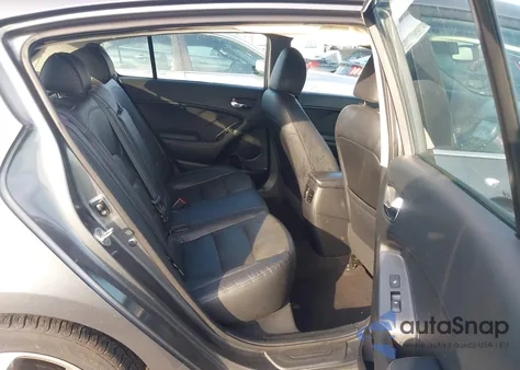 2016 Kia Forte Ex z USA, uszkodzony, nr VIN KNAFX5A81G5628912